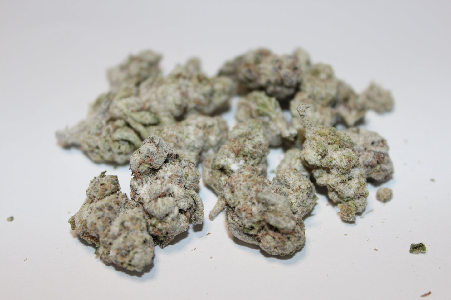 Wonder Bread-strain-sativa-snowcaps-The Green Leaf Cannabis-Cannabis-THCA-exotic indoor-photo-flowers
