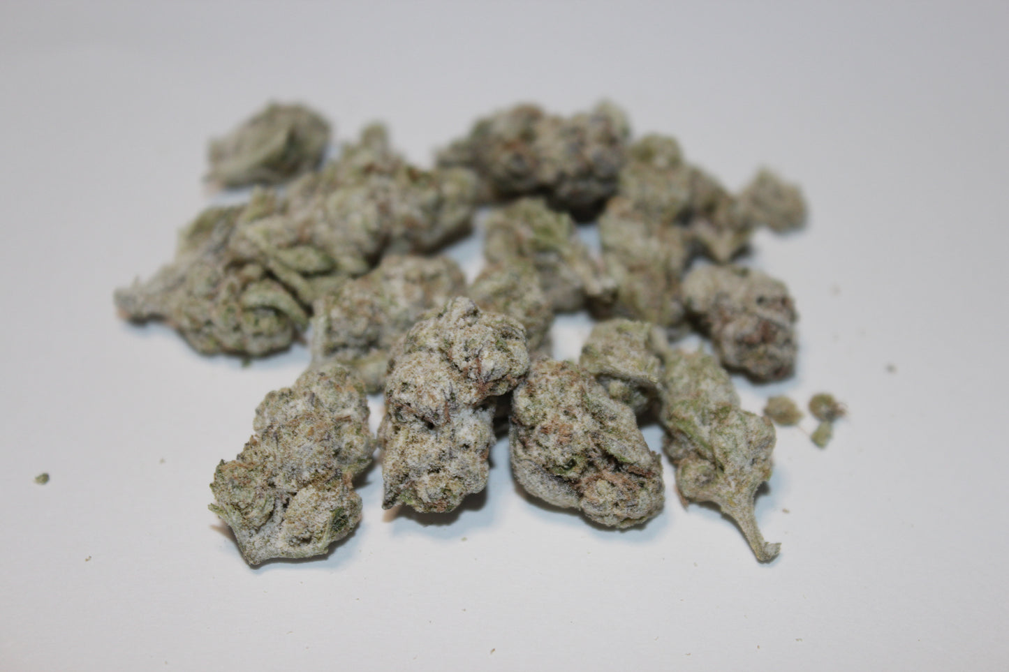 Runtz Snowcaps Flower- Hybrid - The Green Leaf Cannabis